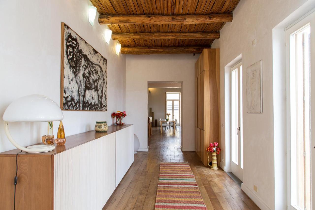 La Casa Nel Cuore Della Citta Alloggio in famiglia Napoli